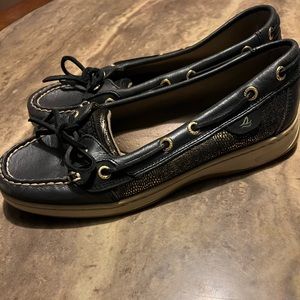 Black and Gold Sperry Top-Siders. Size: Women 8